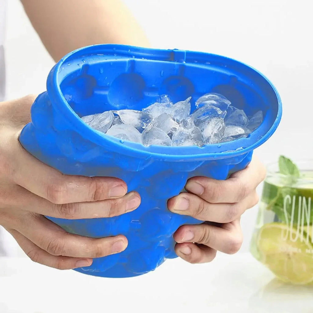 2-in-1 Silicone Ice Bucket & Cube Tray, Portable Freeze Mold for Whiskey Beer, Cabinet Space Saving Bar Home Party Kitchen Tool